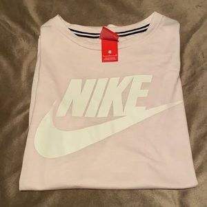 Nike T-shirt light pink